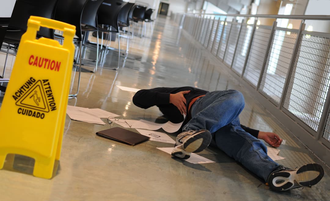 Slip and Fall Injuries in Los Angeles: How Negligence Is Proven in Premises Liability Cases